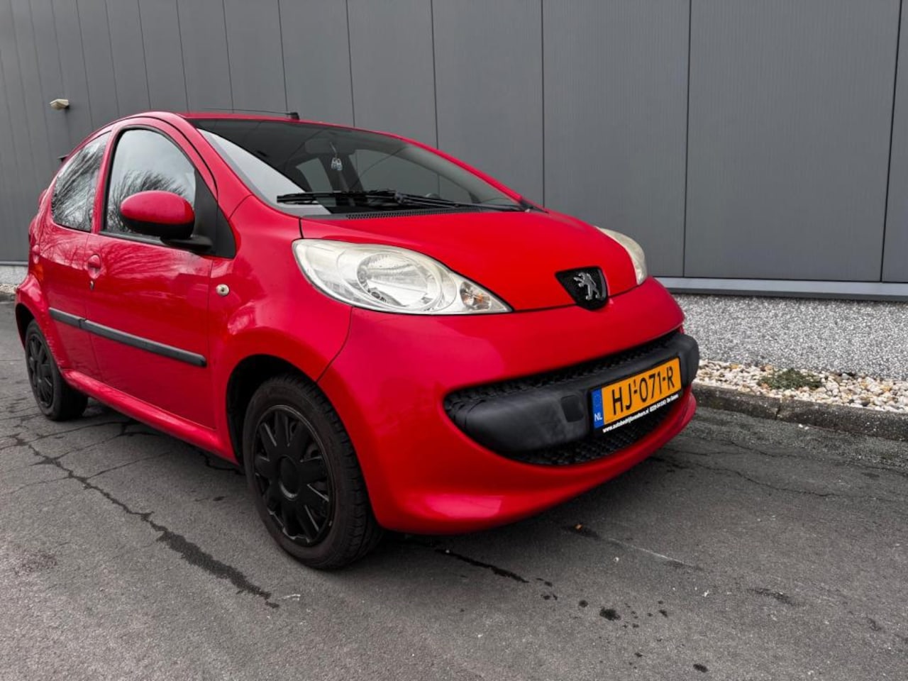 Peugeot 107 - 1.0-12V XR 1.0-12V XR
