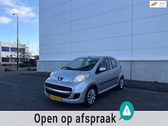 Peugeot 107 - 1.0-12V XR AUT/NWE APK/AIRCO/CARPLAY/5 DEURS/LEER