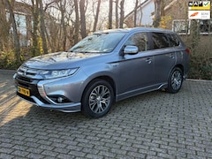 Mitsubishi Outlander - 2.0 PHEV Instyle , luxe uitvoering