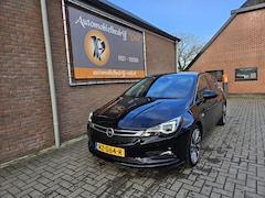 Opel Astra - 1.4 Innovation