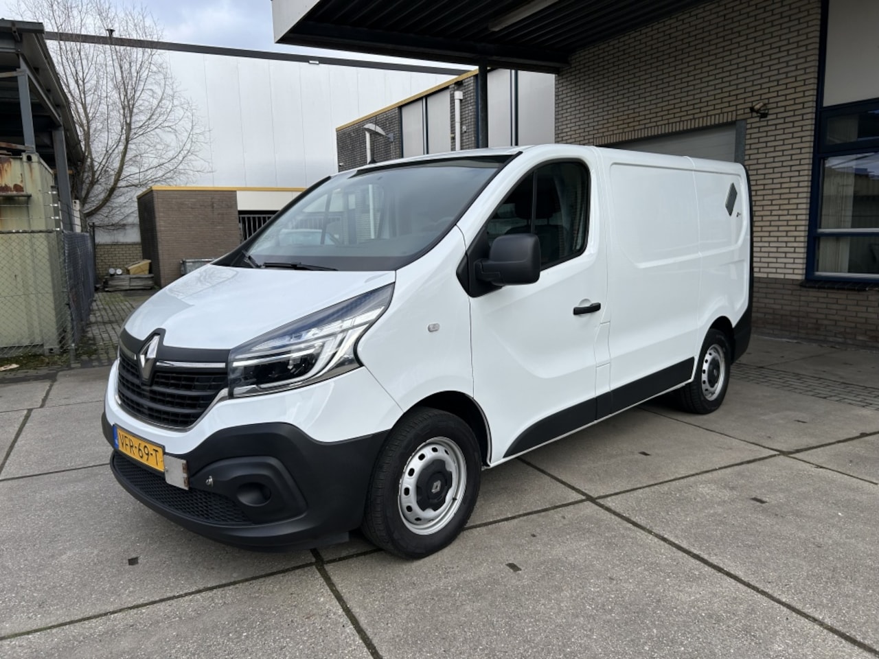 Renault Trafic - 1.6 dCi T27 AIRCO EURO 6 LED BJ 2020 - AutoWereld.nl