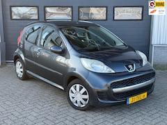Peugeot 107 - 1.0-12V XS 5DRS Nette auto