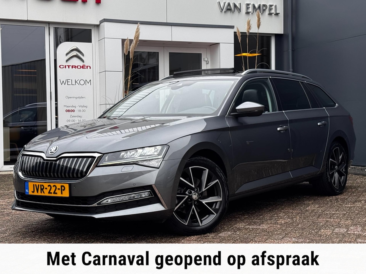 Skoda Superb Combi - 1.4 TSI iV Sportline Business | 218 PK | Pano | Trekhaak | Camera | Stoelverarming | Memor - AutoWereld.nl