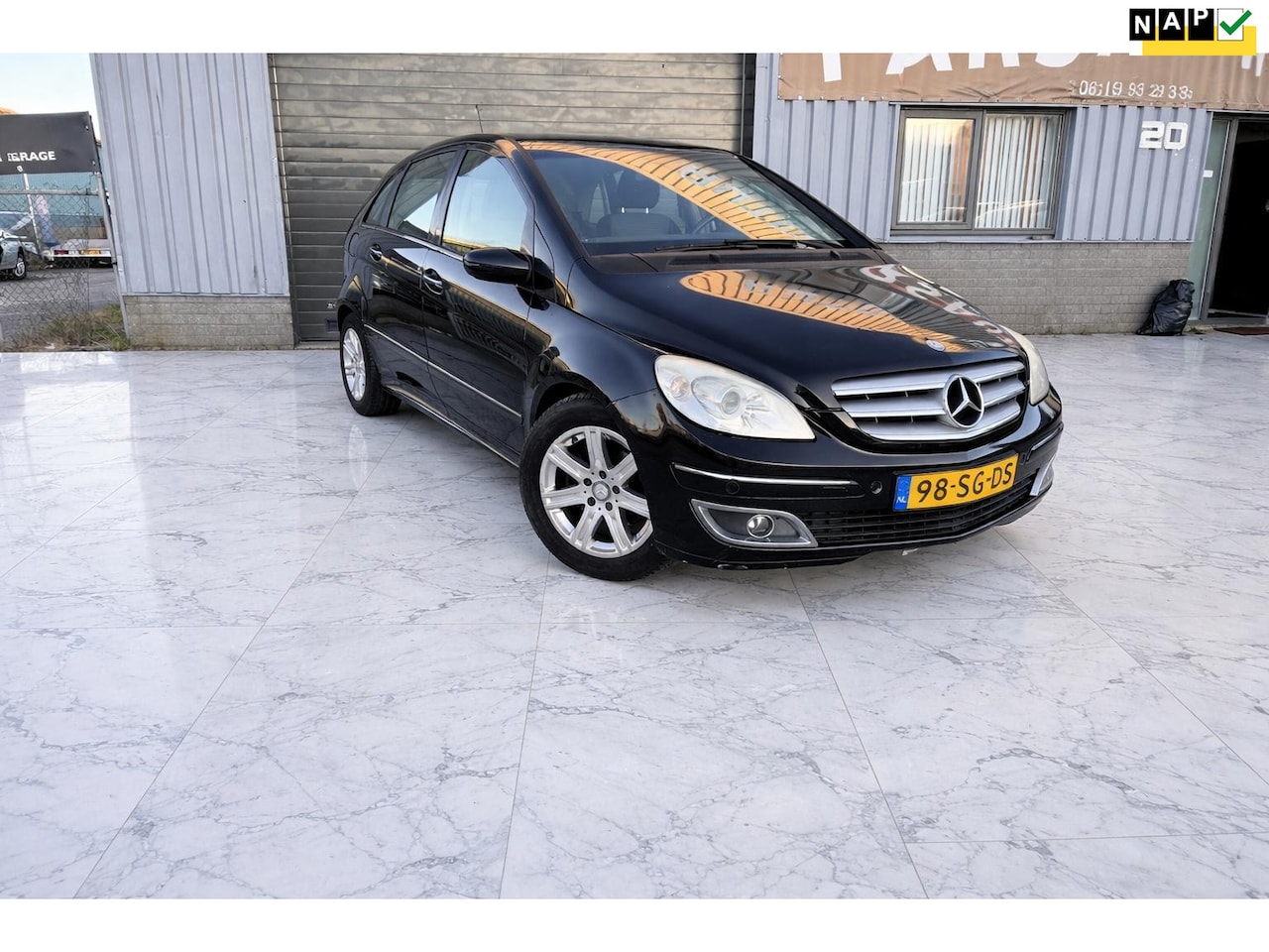 Mercedes-Benz B-klasse - 200 Carplay/Camera/PDC/Navi/ - AutoWereld.nl