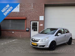 Opel Corsa - 1.2-16V Edition Automaat Airco APK