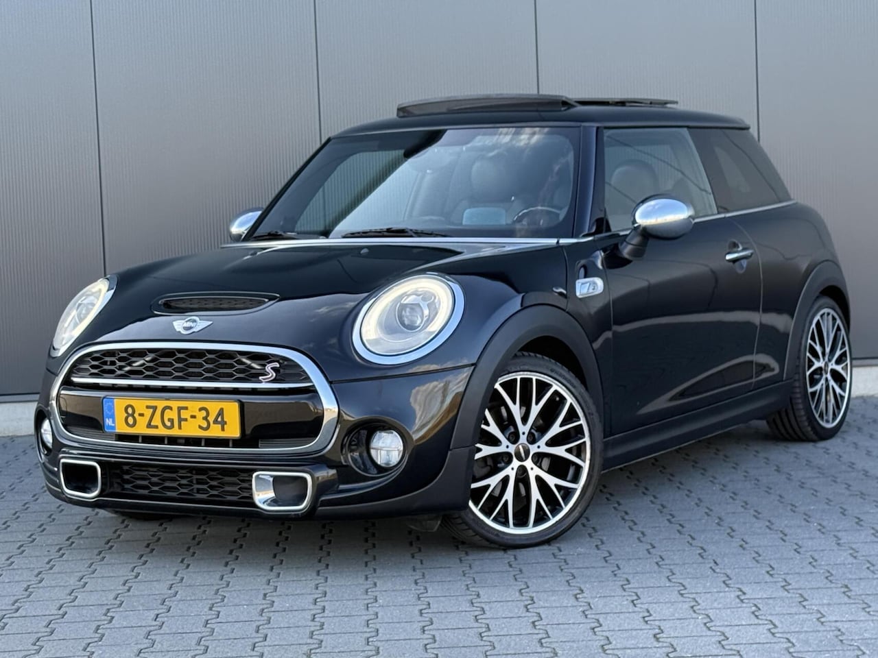 MINI Cooper S - Mini 2.0 Chili 192PK - Led - JCW Pack - Pano - Head Up - Harman/Kardon - AutoWereld.nl