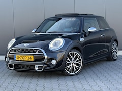 MINI Cooper S - 2.0 Chili 192PK - Led - JCW Pack - Pano - Head Up - Harman/Kardon