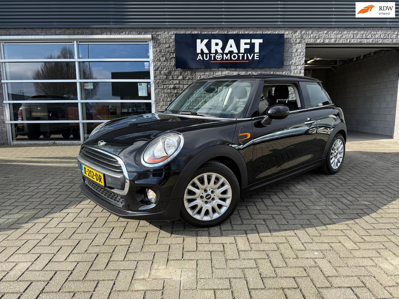 MINI One - Mini 1.2 Business | Top staat! | Parkeer sensoren | Multimedia | Kleine beurt & APK | - AutoWereld.nl