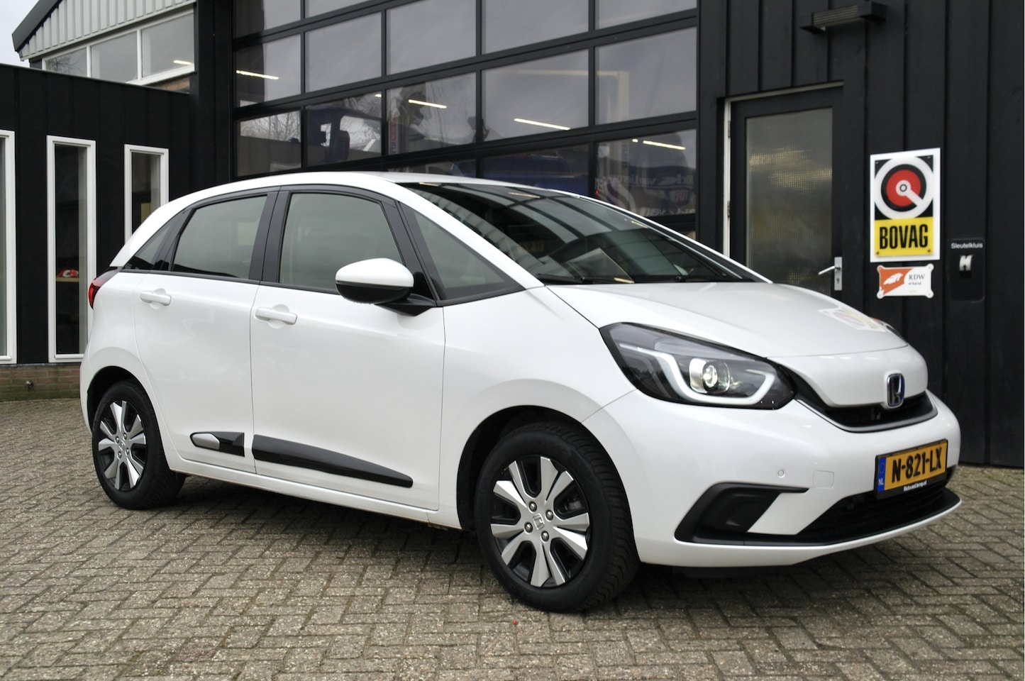 Honda Jazz - 1.5 e:HEV Executive Automaat | Navi | Camera | 1e Eigenaar | Carplay - AutoWereld.nl