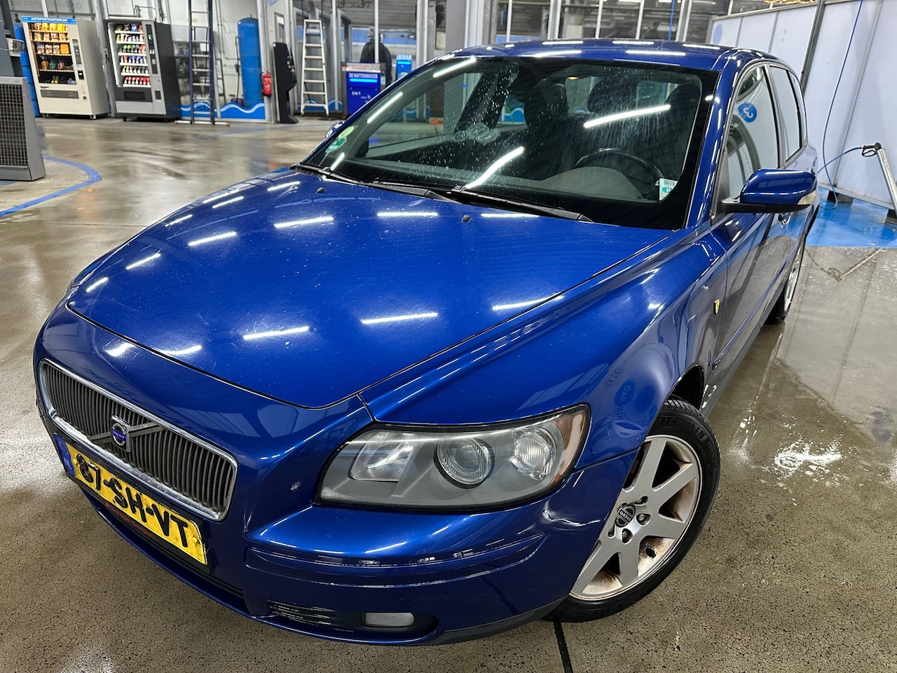 Volvo V50 - MET AIRCO & JAAR APK! - AutoWereld.nl