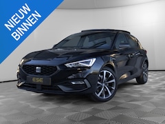 SEAT Leon - 1.4 TSI eHybrid PHEV FR | Panorama | Camera | Stuur verwarming | Carplay