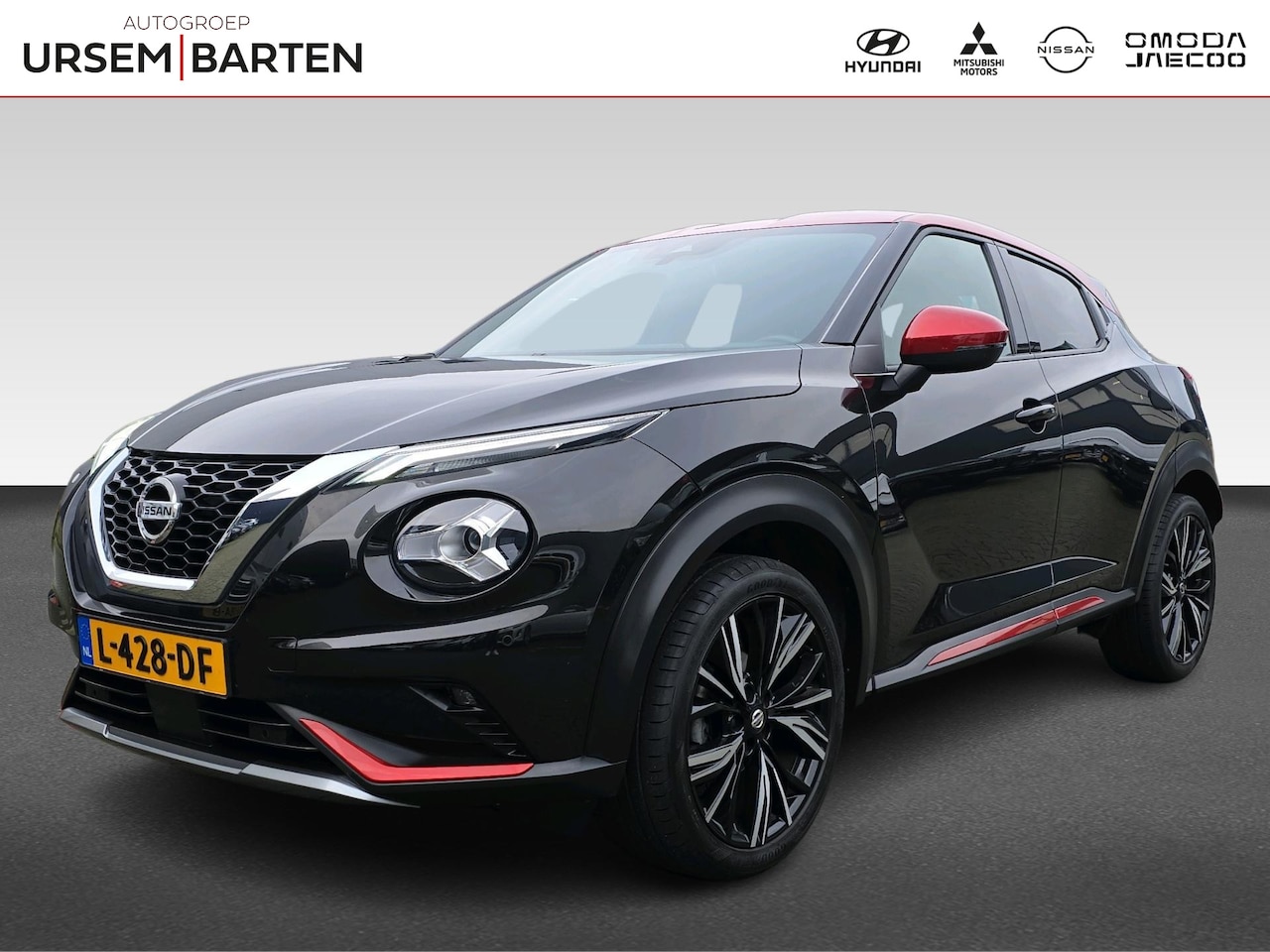 Nissan Juke - 1.0 DIG-T N-Design | Volleder | Bose | Navigatie | Two Tone | Achteruitrijcamera/Parkeerse - AutoWereld.nl