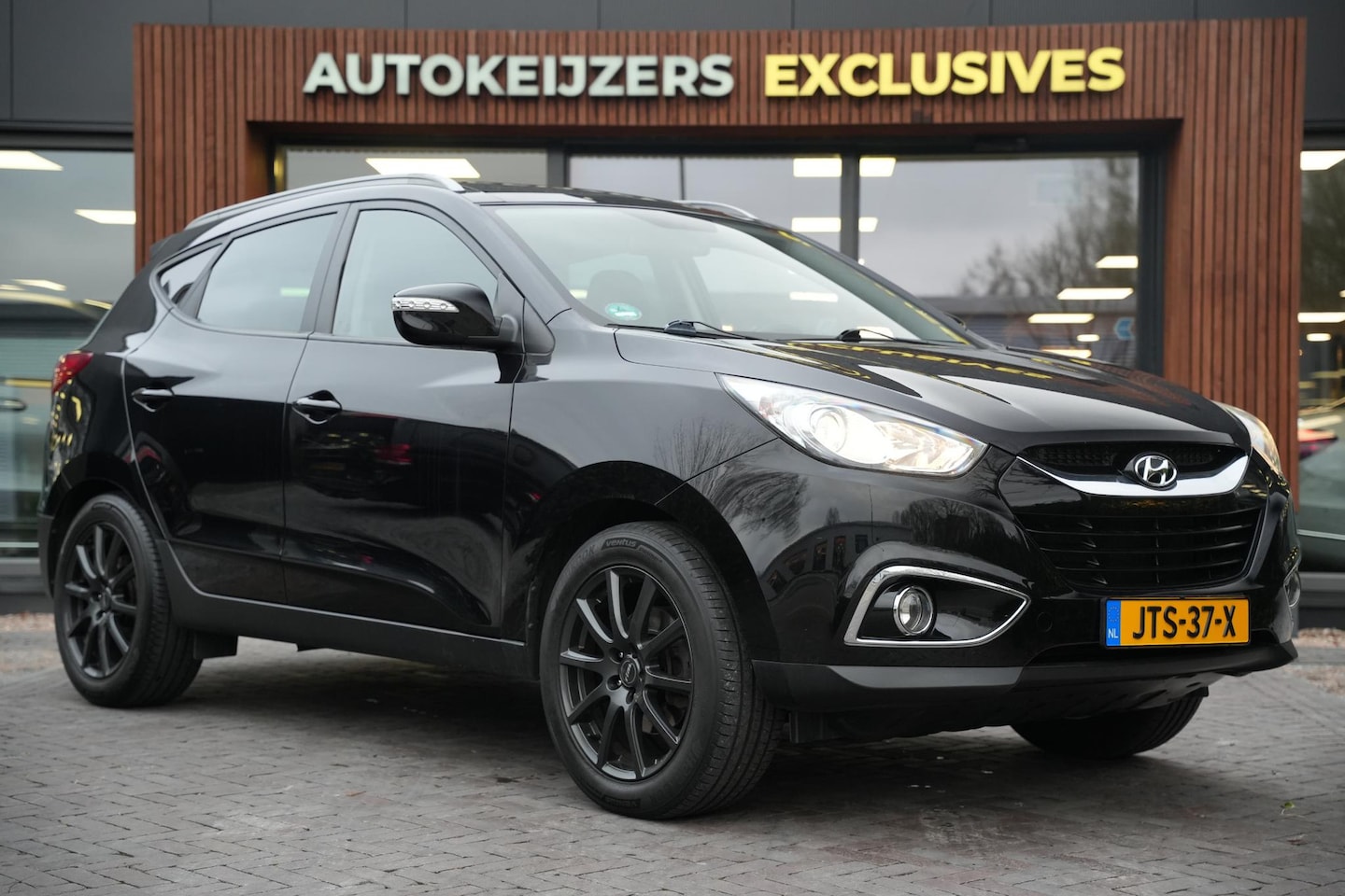 Hyundai ix35 - 2.0i Active Panoramadak Leer Cruise Stoelverwarming Camera PDC - AutoWereld.nl