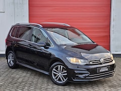 Volkswagen Touran - 1.2 TSI Highline Business R-Line 7-pers. | ACC | Camera