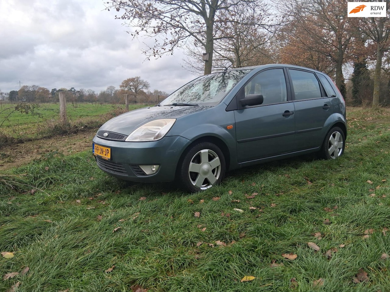 Ford Fiesta - 1.4-16V First Edition 1.4-16V First Edition - AutoWereld.nl