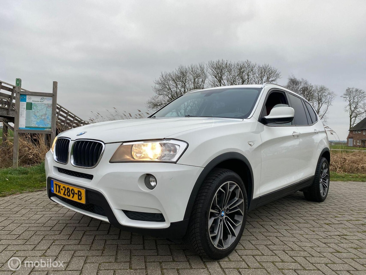 BMW X3 - xDrive20d High Executive / Leer / Automaat / Inr Mog! - AutoWereld.nl