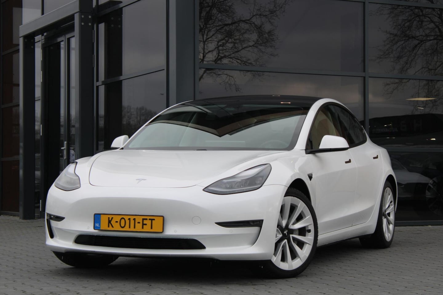 Tesla Model 3 - Long Range RWD Long Range AWD 75kWh | Facelift - AutoWereld.nl