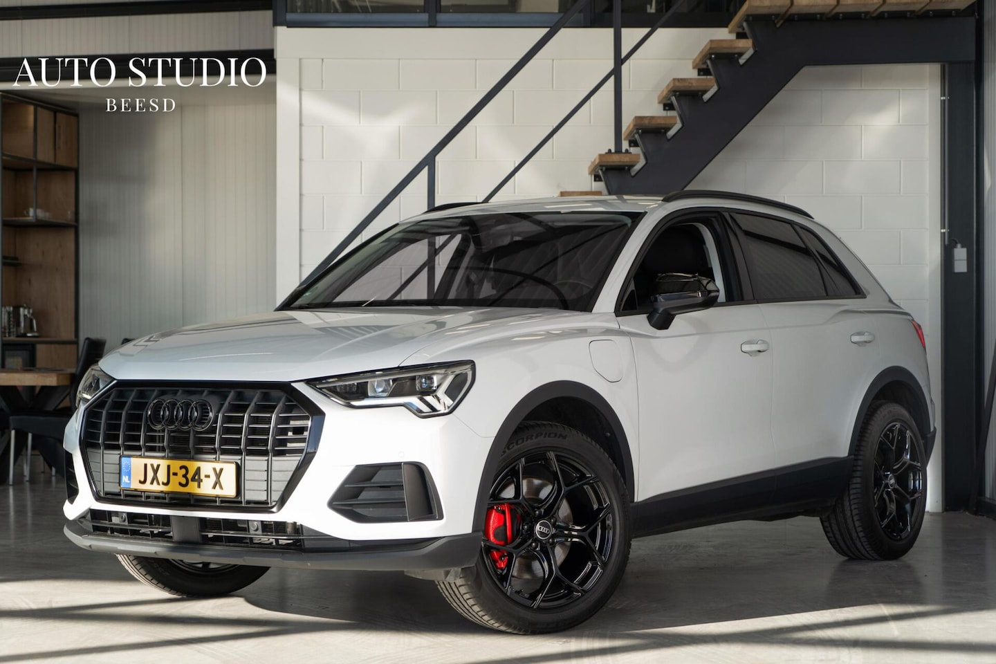 Audi Q3 - 45 TFSI e | Matrix | Cam | Carplay | Stoelverwarming - AutoWereld.nl