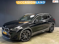 BMW X2 - SDrive20i High Executive AUT|M-PAKKET|PANO|HUD|CAM|NAVI|