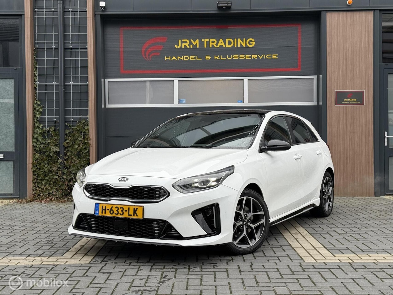 Kia Cee'd - Ceed 1.0 T-GDi GT-Line Pano/Leder-Alcantara/Carplay/NAP - AutoWereld.nl