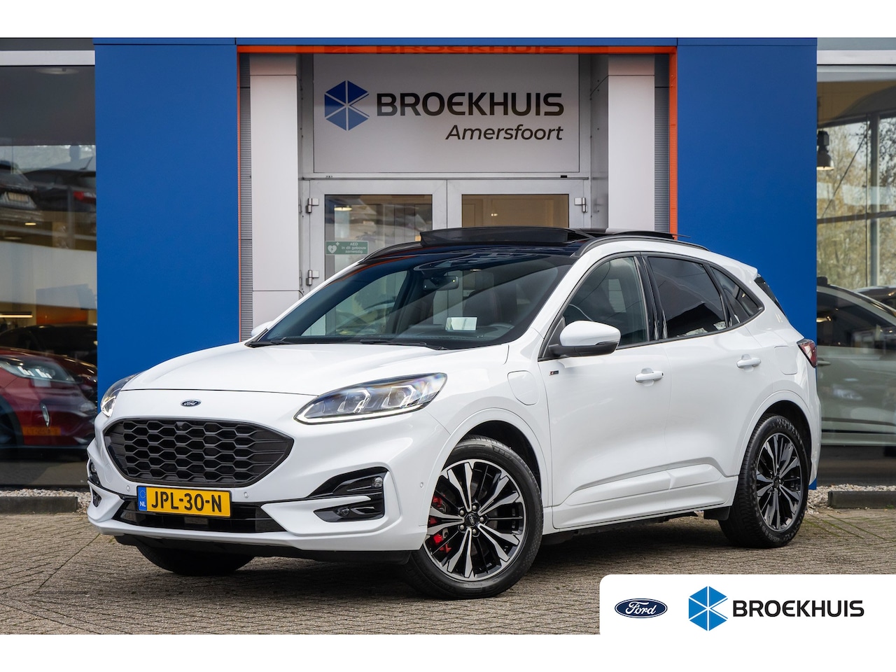 Ford Kuga - 2.5 PHEV ST-Line X | Pano-dak | 360 Camera | Cruise adaptief | Stuur/stoel/voorruit verwar - AutoWereld.nl