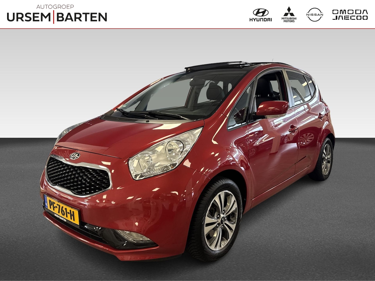 Kia Venga - 1.4 CVVT Summer Edition | navi | schuifdak | trekhaak | dealer onderhouden - AutoWereld.nl