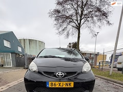 Toyota Aygo - 1.0-12V
