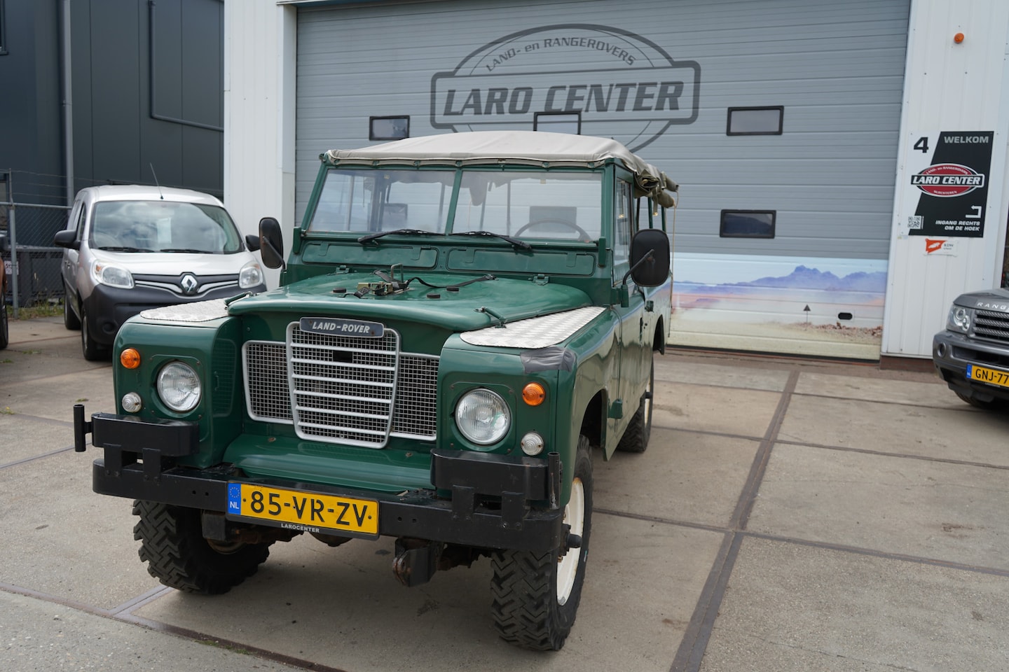 LAND ROVER 109 PICK-UP