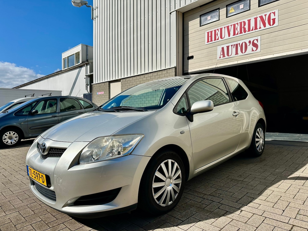 Toyota Auris - 1.4-16V Terra | Airco | APK | Elektrische pakket - AutoWereld.nl