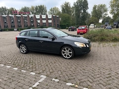 Volvo V60 - 1.6 T3 Kinetic Airco Cruise NAVI