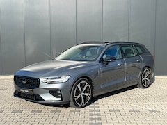 Volvo V60 - T8 Twin Engine AWD R-Design | Panoramadak | Head-Up | 360º Camera | Trekhaaak | Standkache
