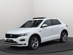 Volkswagen T-Roc - 1.5 TSI DSG R-Line Pano/Camera/LED/Trekhaak