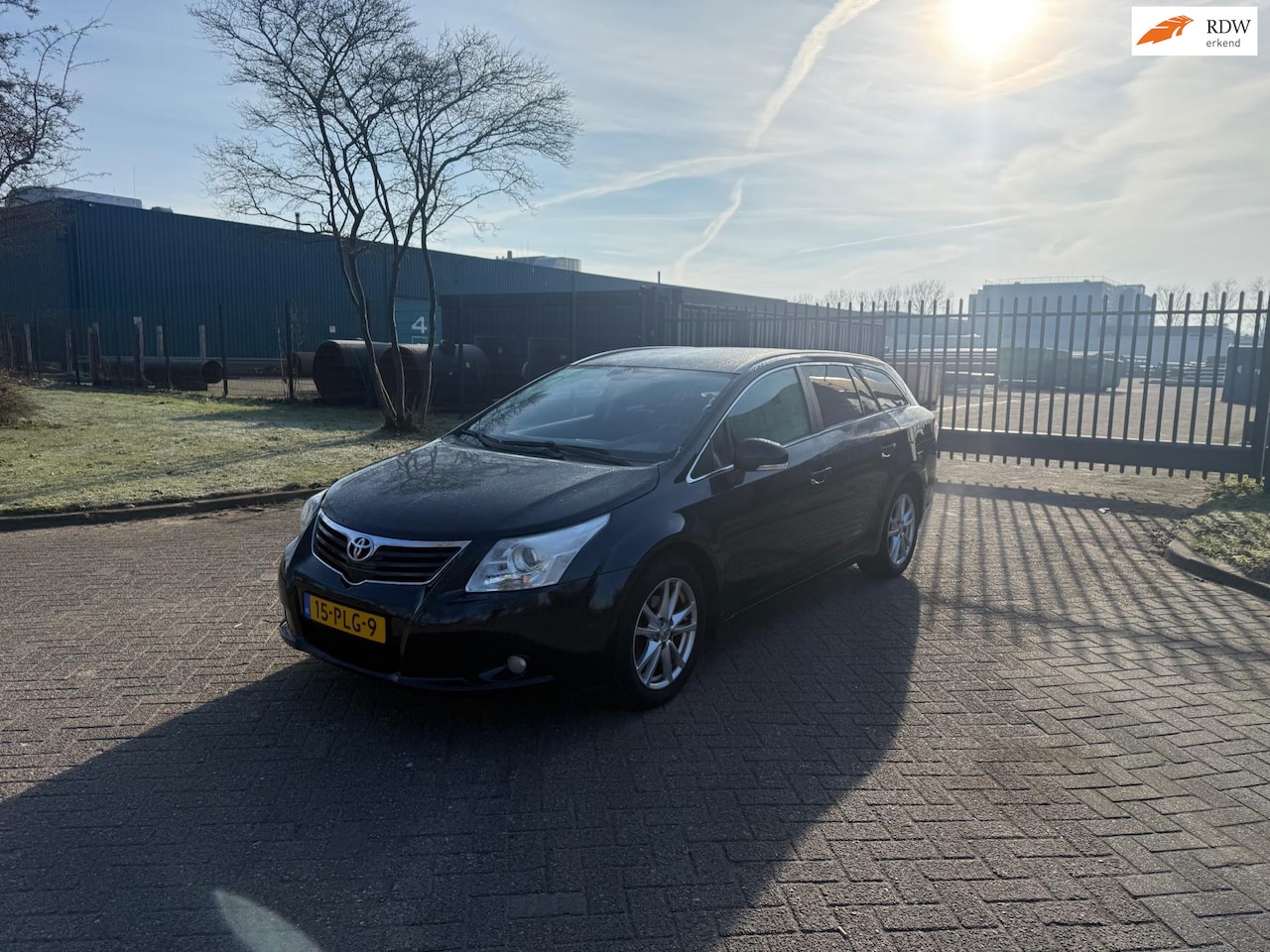 Toyota Avensis Wagon - 1.8 VVTi Business 1.8 VVTi Business - AutoWereld.nl
