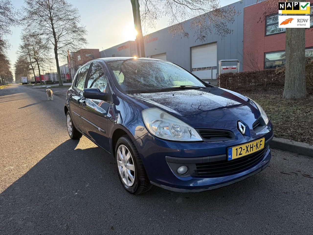Renault Clio - 1.4-16V Dynamique airco 5 drs apk - AutoWereld.nl