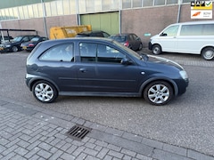 Opel Corsa - 1.2-16V Silverline ((( 89.000 km nap )))
