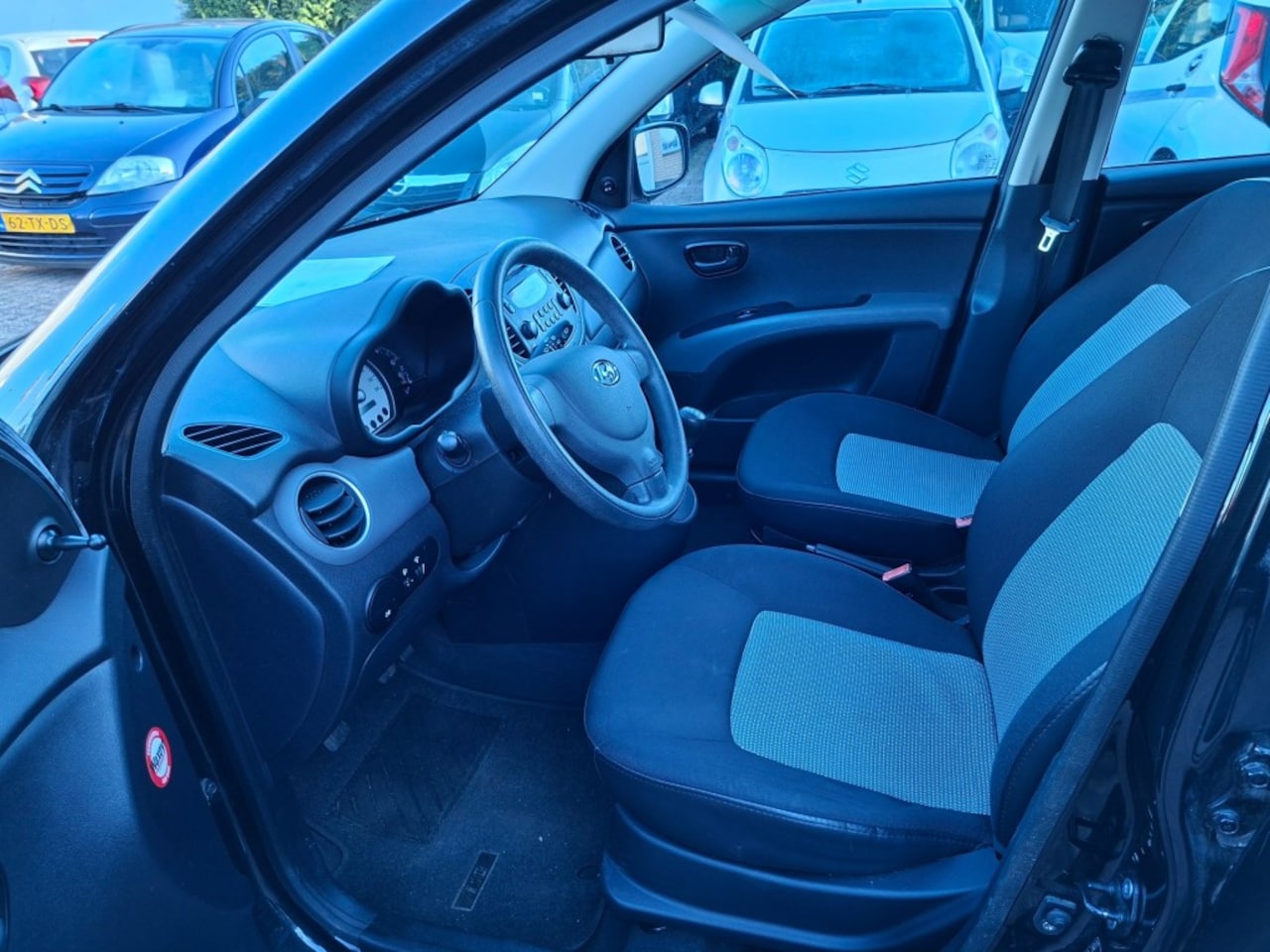 Hyundai i10 - 1.1 Active Cool AIRCO/RADIO CD/CENTR.VERGR/ELEC.RAMEN VOOR