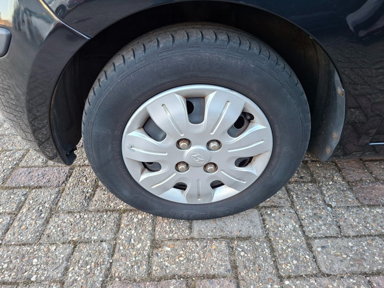 Hyundai i10 - 1.1 Active Cool AIRCO/RADIO CD/CENTR.VERGR/ELEC.RAMEN VOOR