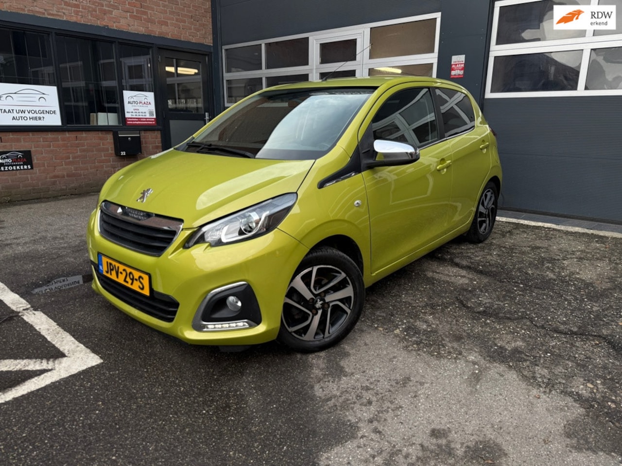 Peugeot 108 - 1.0 e-VTi Active TOP! 1.0 e-VTi Active TOP! - AutoWereld.nl