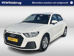 Audi A1 Sportback - 25 TFSI Digitaal instrumentenpaneel / Airco / Bluetooth / 15"LM Velgen