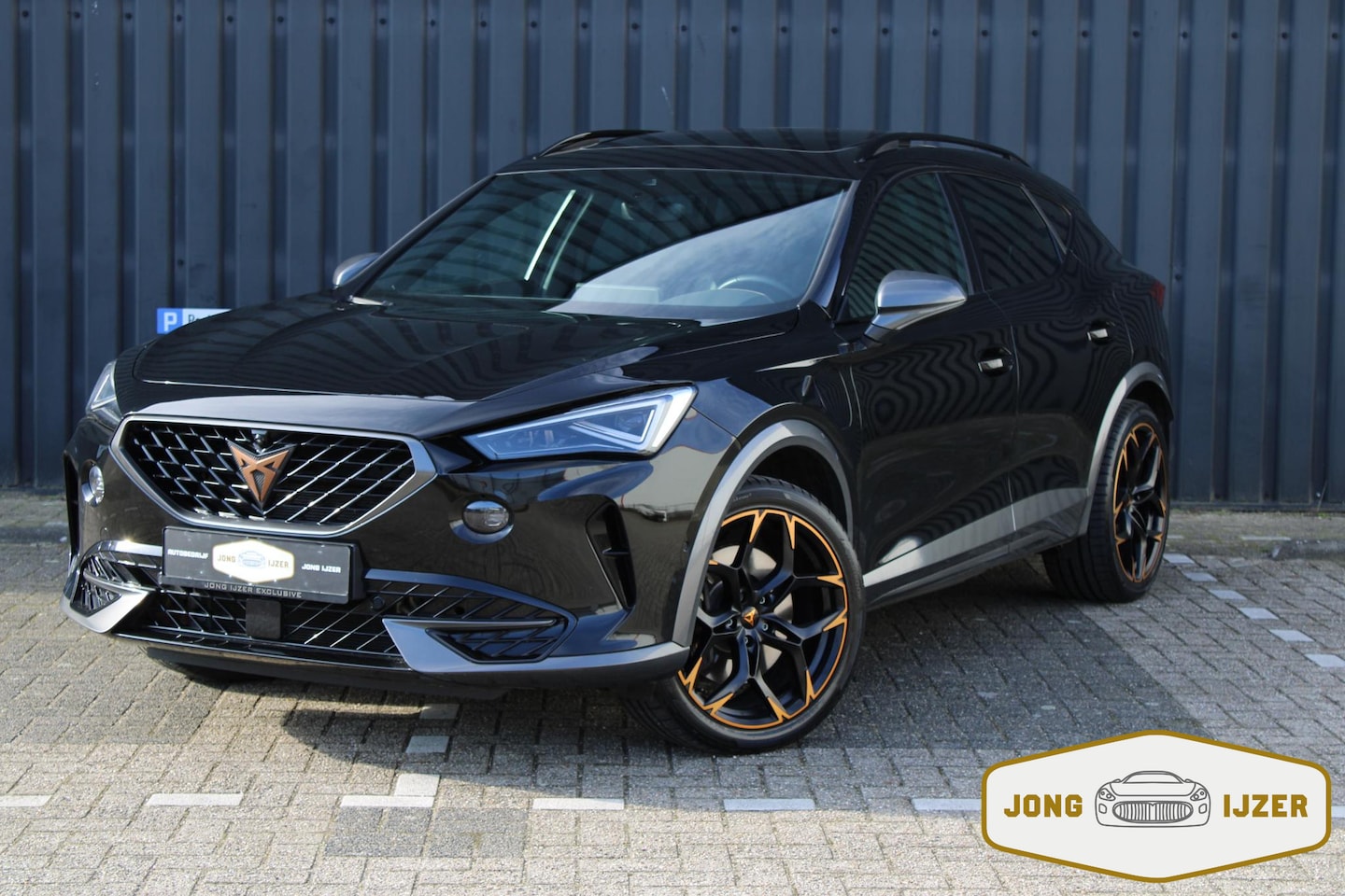 CUPRA Formentor - 1.4 e-Hybrid VZ Copper PANO BEATS 360 CAM MEMORY - AutoWereld.nl