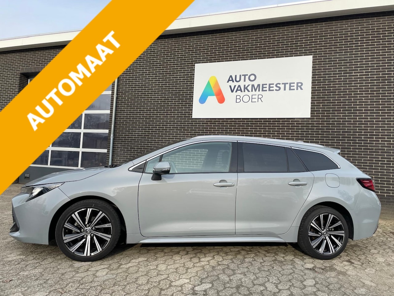 Toyota Corolla Touring Sports - 1.8 Hybrid 122pk CVT - AutoWereld.nl