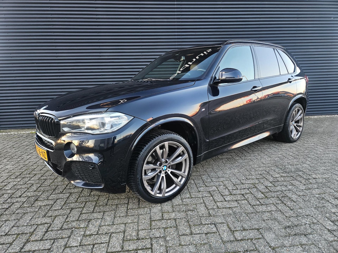 BMW X5 - - SDrive25d High Executive M-Pakket | 2018 | PANO | 360° - AutoWereld.nl