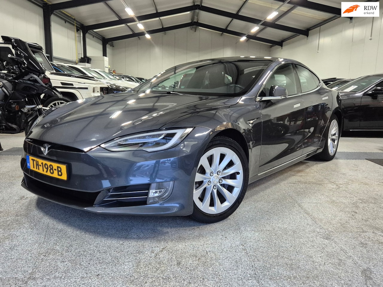 Tesla Model S - 75D SOH 89,4 Panoramdak Leder Navi Camera 19 Inch Nap - AutoWereld.nl