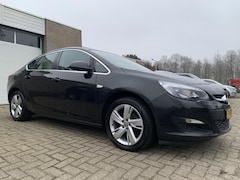 Opel Astra - 1.4 Turbo Berlin NAP Navi Trekhaak Airco Cruise Control