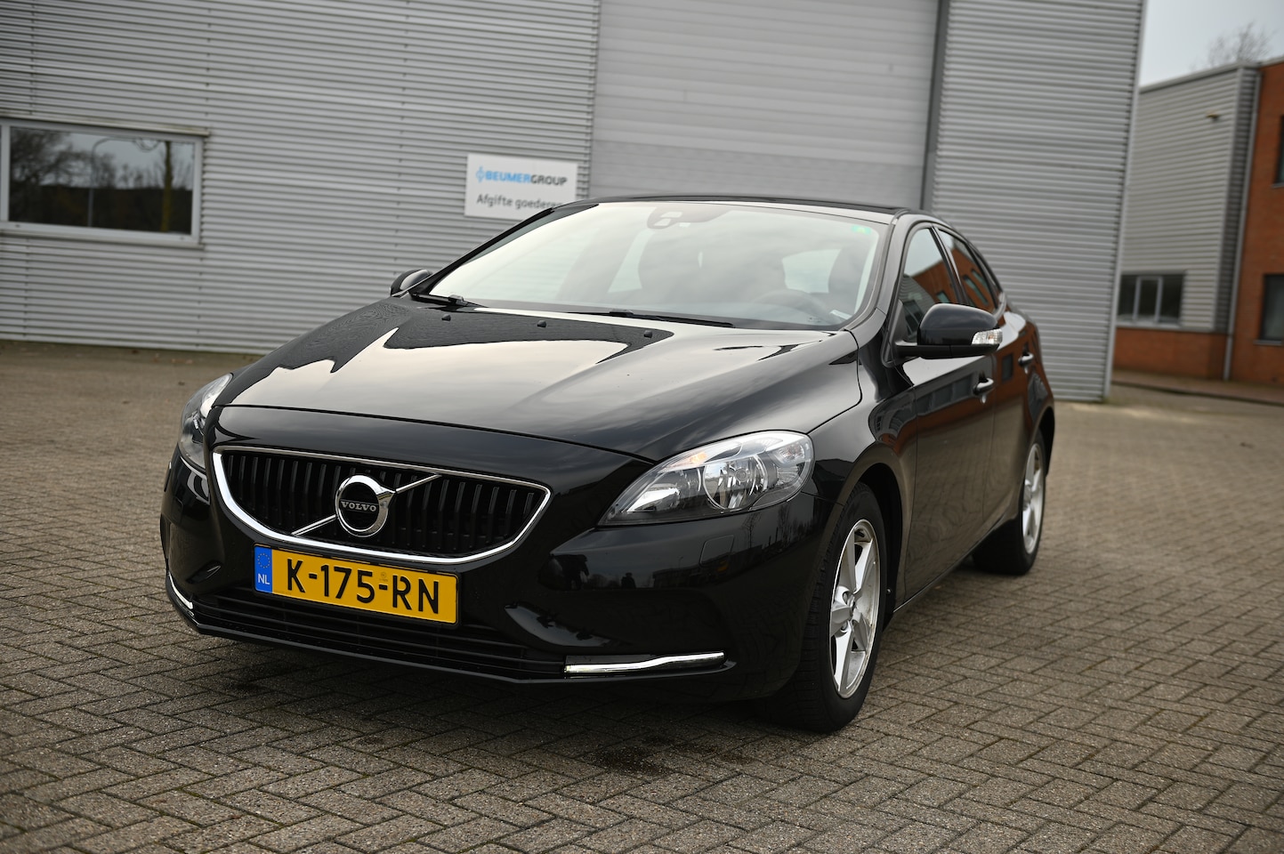 Volvo V40 - 2.0 T3 Kinetic - AutoWereld.nl