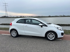 Kia Rio - 1.2 CVVT 2013 nwe koppeling + Apk inruil mogelijk