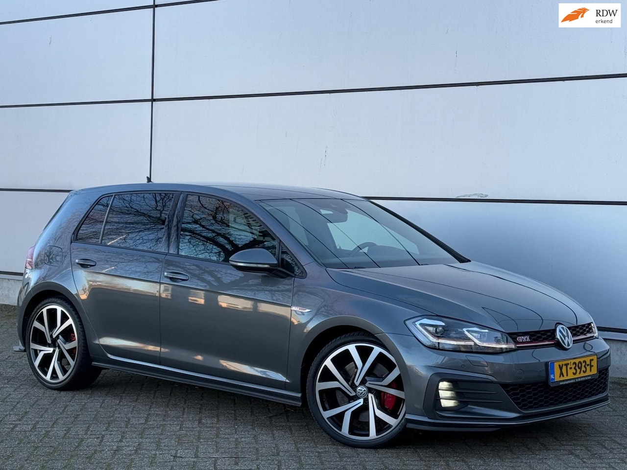 Volkswagen Golf - 2.0 TSI GTI Performance Virtual |Camera |Sfeer |CarPlay |Stoelverw |Nap |Boekjes - AutoWereld.nl