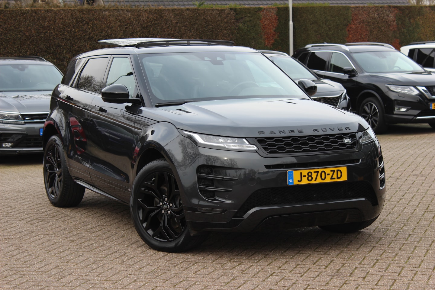 Land Rover Range Rover Evoque - 1.5 P300e AWD HSE R-Dynamic NL. Auto / Panoramadak / Camera / Luxe Leder / Meridian / Keyl - AutoWereld.nl