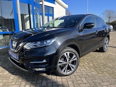 Nissan Qashqai - 1.2 N-Connecta | Panoramadak, Naviagatie, Camera, Trekhaak, Cruise controle, 18" L-M-velge