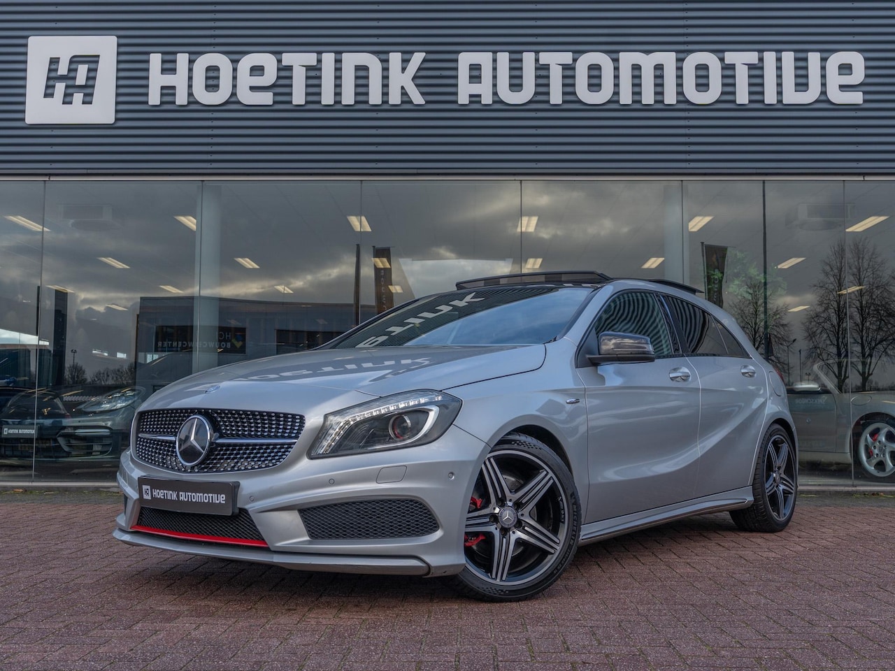 Mercedes-Benz A-klasse - 250 Sport | Pano | AMG-pakket | Camera | Bi-Xenon - AutoWereld.nl